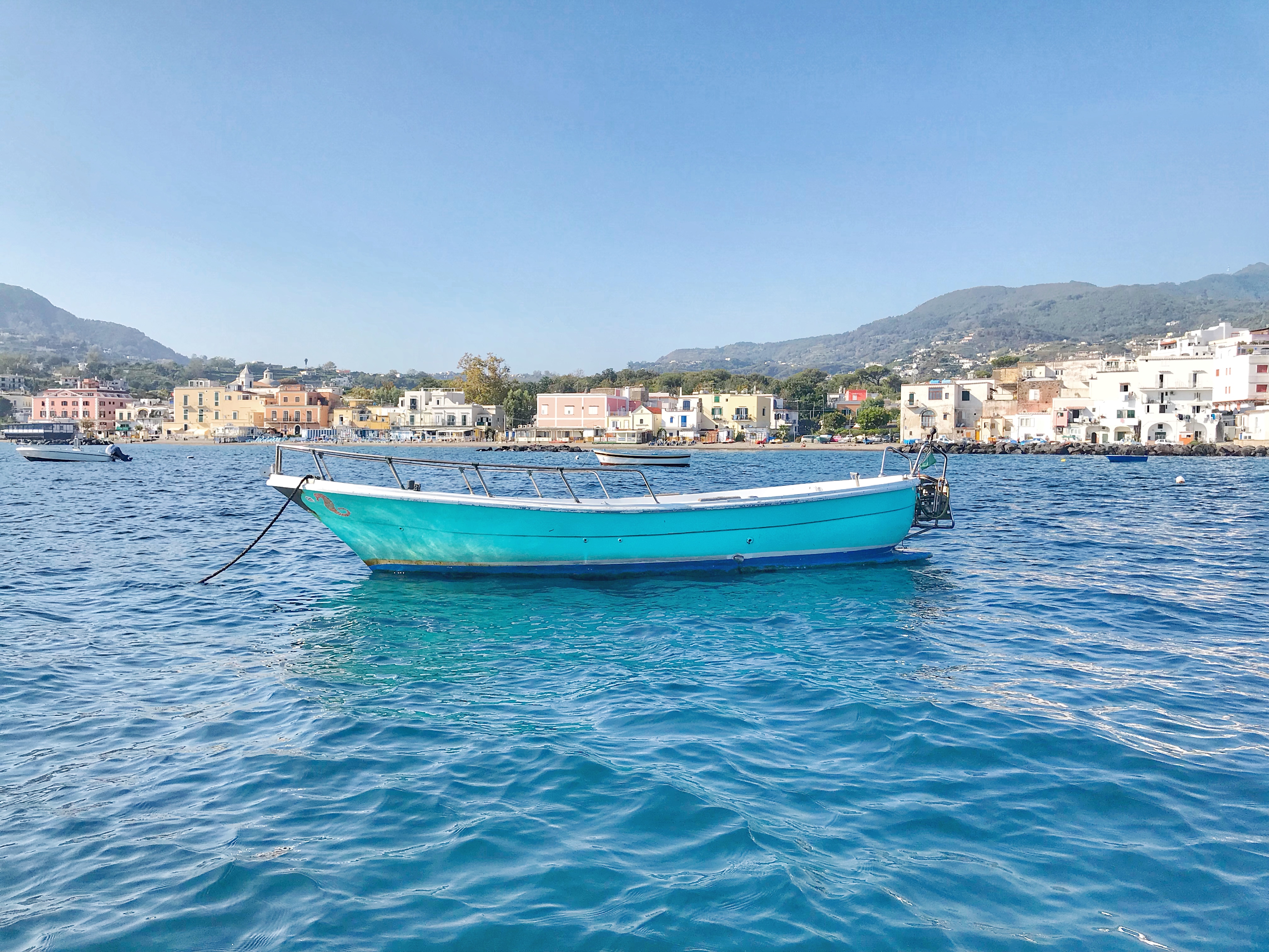 Boat trip Ischia - Enjoy the Adventure travel blog