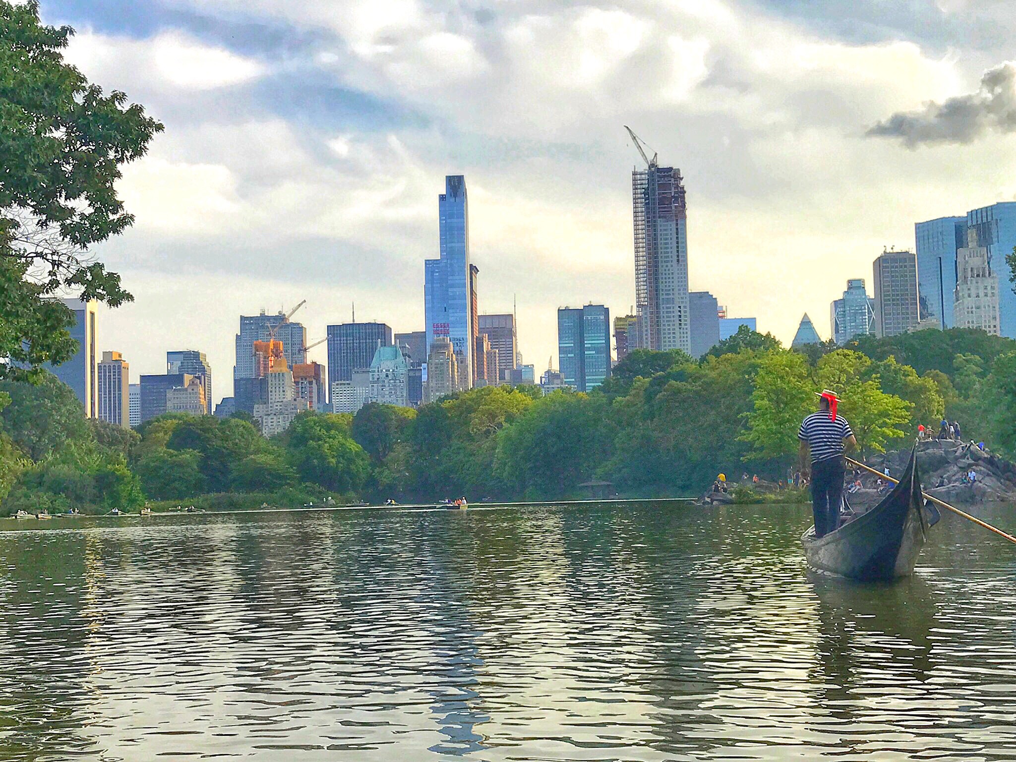 Central Park Lake NYC guide - Enjoy the Adventure travel blog